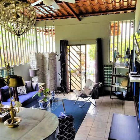 Casa Sophia 3 Listings Apartment 1 Or Apartment 2 Separately Or Apt 1 And 2 Together All With Fo Internet Guápiles Εξωτερικό φωτογραφία